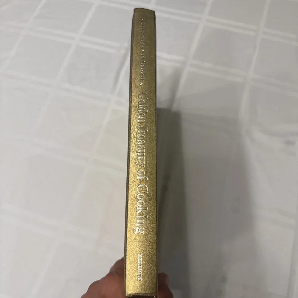 Better Homes And Gardens Golden Treasury Of Cooking Gold HC 1973 Illustrated USA